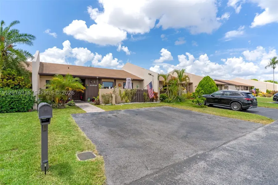 12202 SW 111th Ln, Miami, FL 33186 - #2