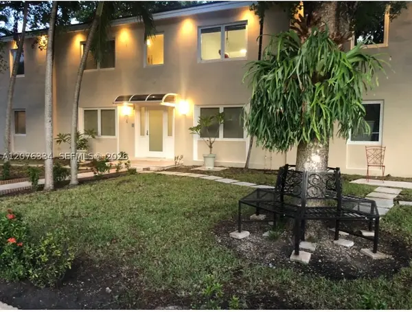 Address Withheld By Seller, Coral Gables, FL 33134-