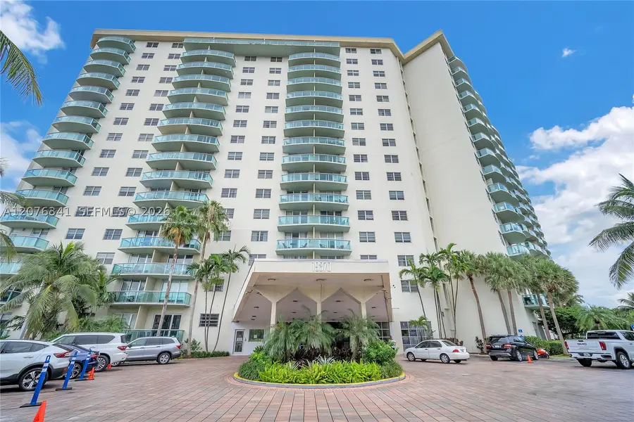 19370 Collins Ave #919, Sunny Isles Beach, FL 33160 - #2