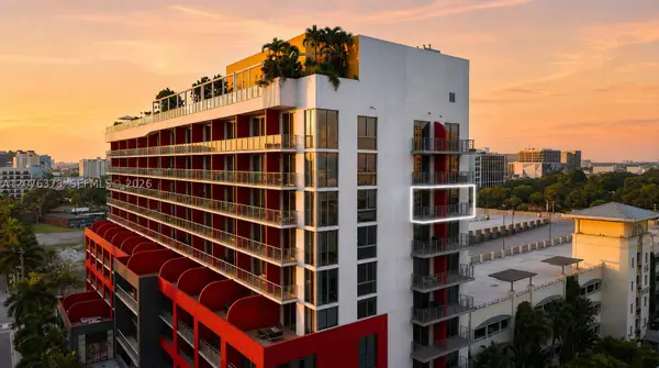 90 NE 32nd St #1013, Miami, FL 33127