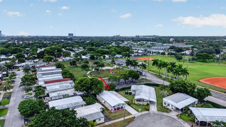 5211 SW 29th Ter, Fort Lauderdale, FL 33312 - #2