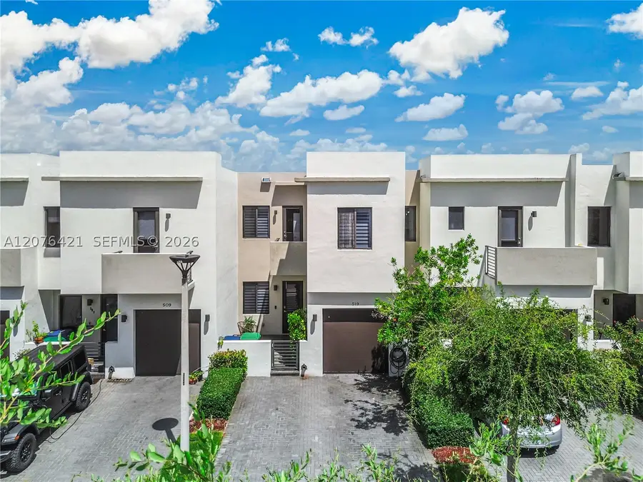 519 SW 91st Pl, Miami, FL 33174 - #2