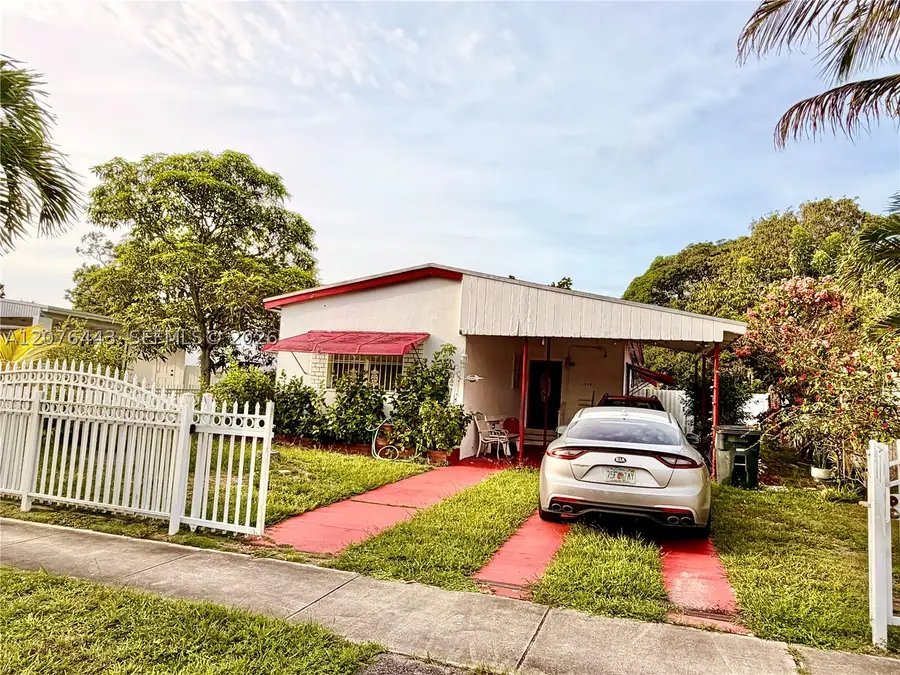 1440 NE 136th St, North Miami, FL 33161 - #2