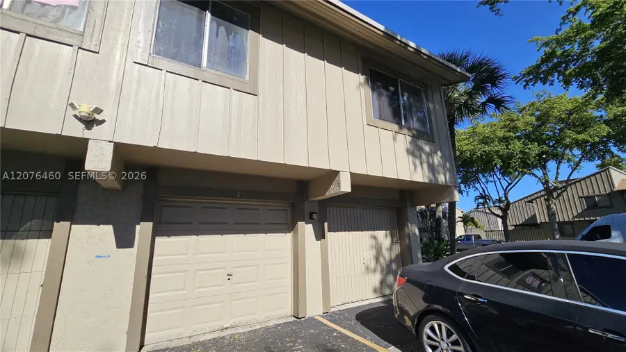 5870 NW 21st St #45-E, Lauderhill, FL 33313 - #2