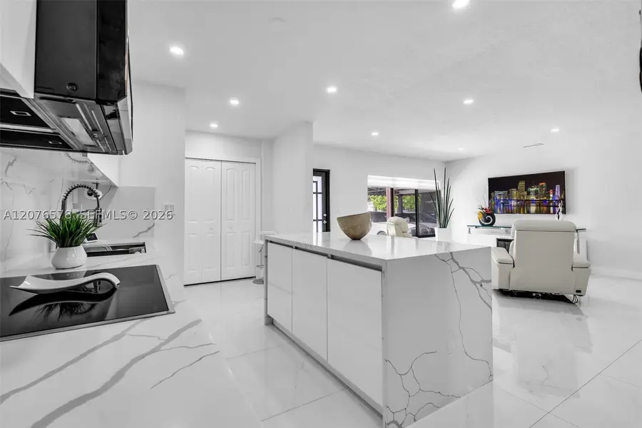 1270 W 64th Ter, Hialeah, FL 33012 - #3