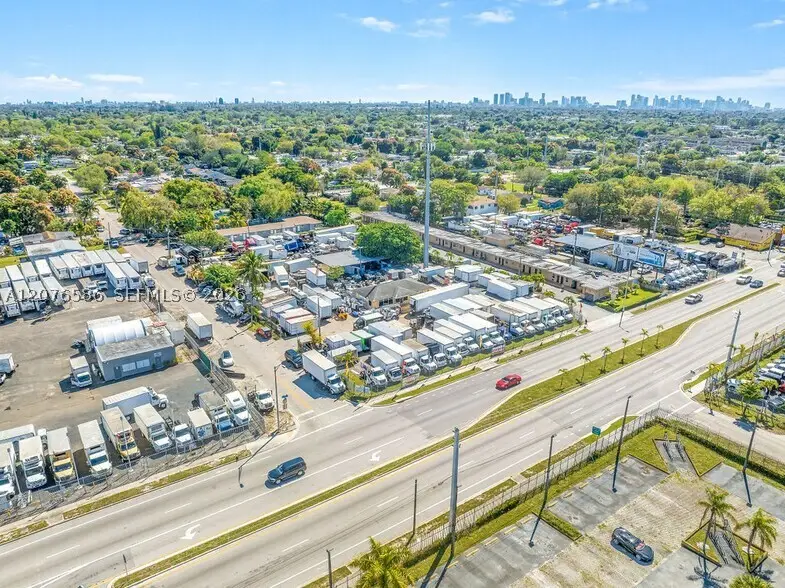 8975 NW 27th Ave, Miami, FL 33147 - #2