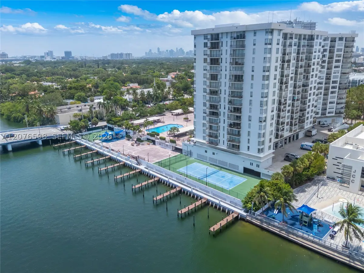 4101 Pine Tree Dr #1105, Miami Beach, FL 33140 - #1