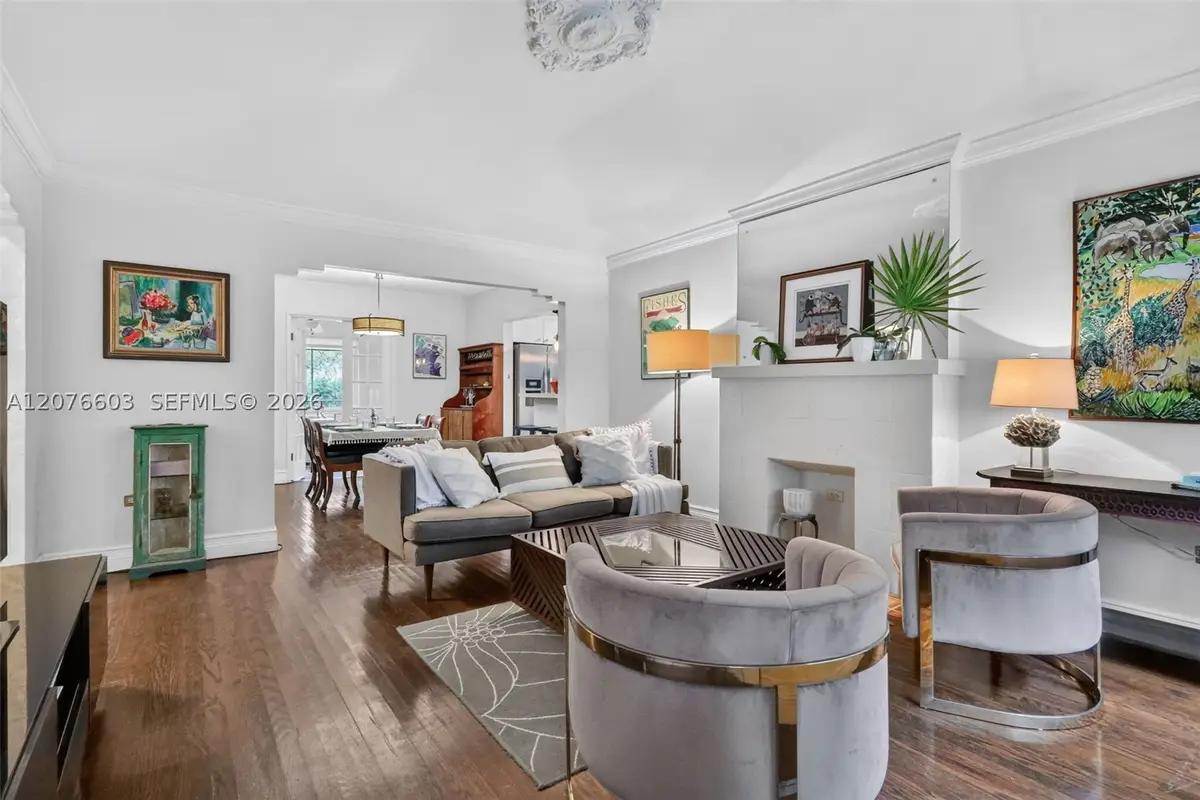 704 NE 88th St, Miami, FL 33138 - #1