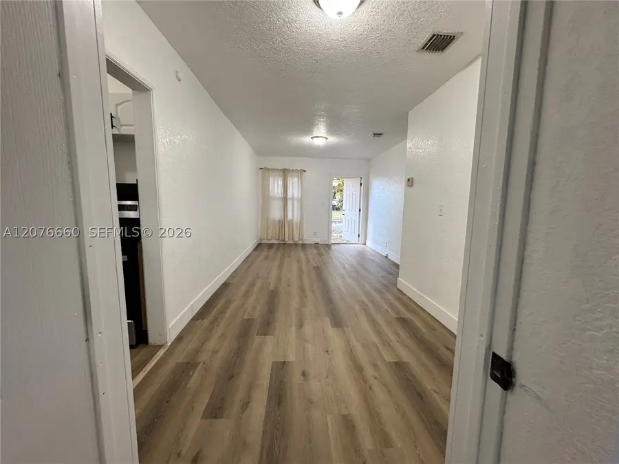 748 NE 127th St, North Miami, FL 33161 - #2