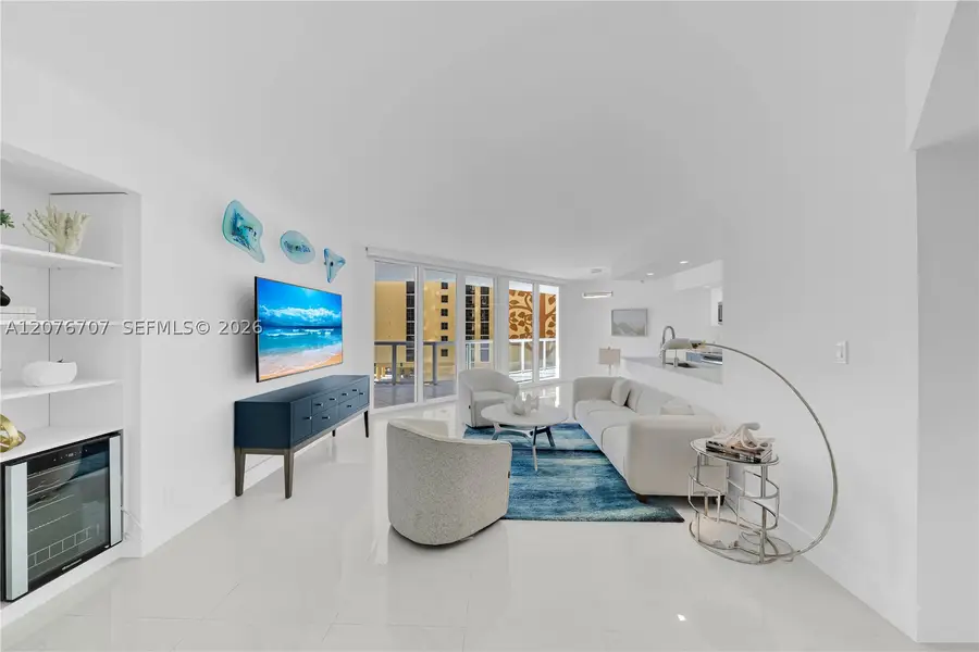 16425 Collins Ave #712, Sunny Isles Beach, FL 33160 - #2