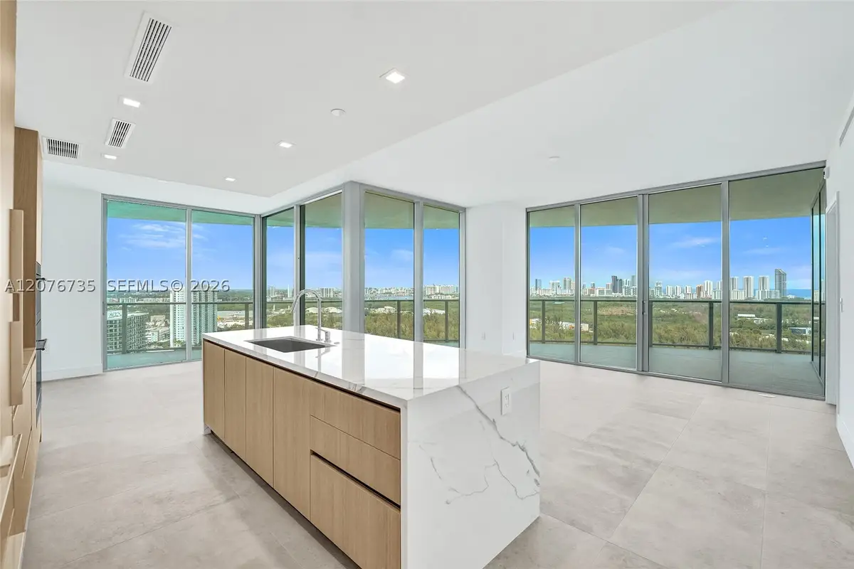 2411 Laguna Circle #2511, North Miami, FL 33181 - #1