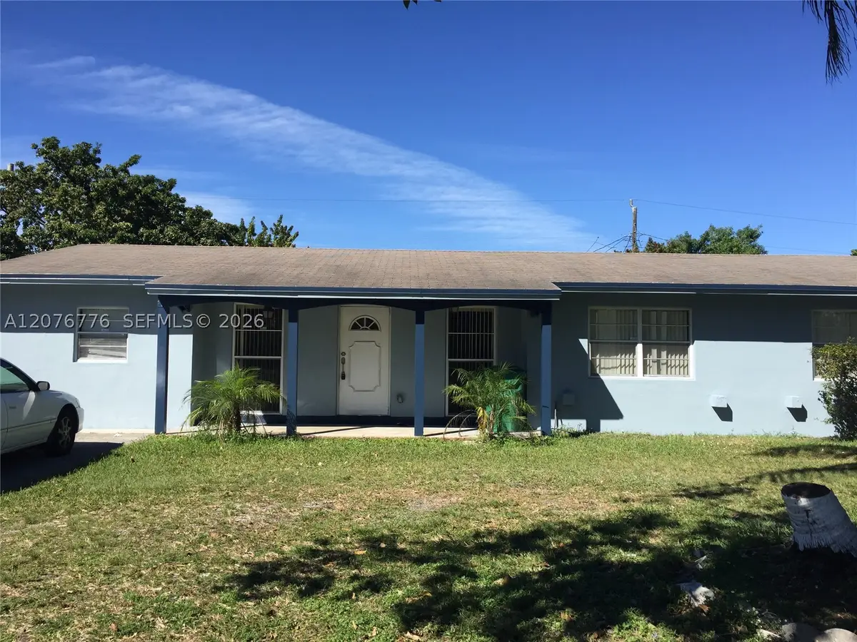 12025 Bird Dr, Miami, FL 33175 - #1