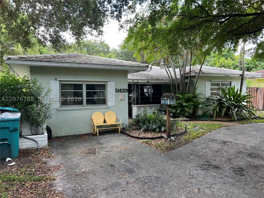 11429 NE 11th Pl, Biscayne Park, FL 33161 - #2
