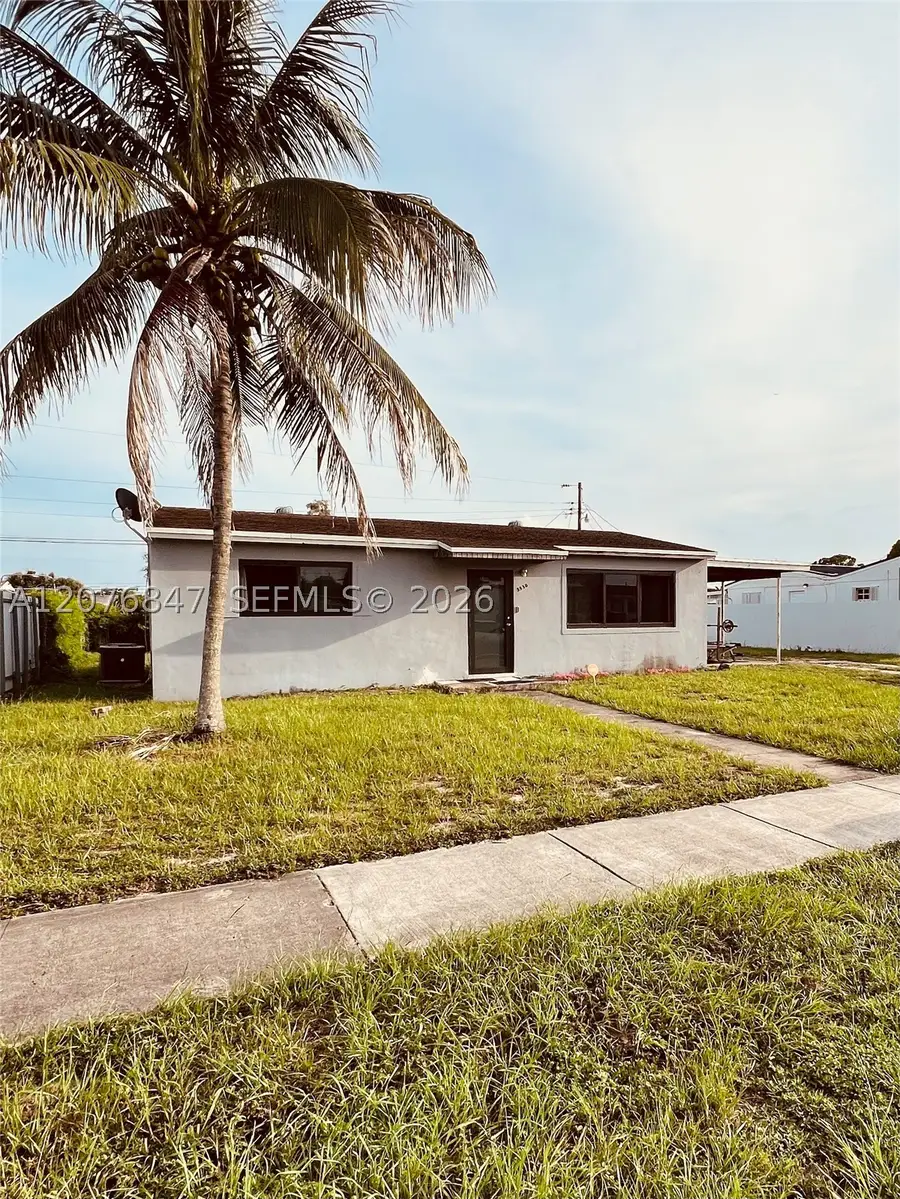 3530 NW 170th St, Miami Gardens, FL 33056 - #2