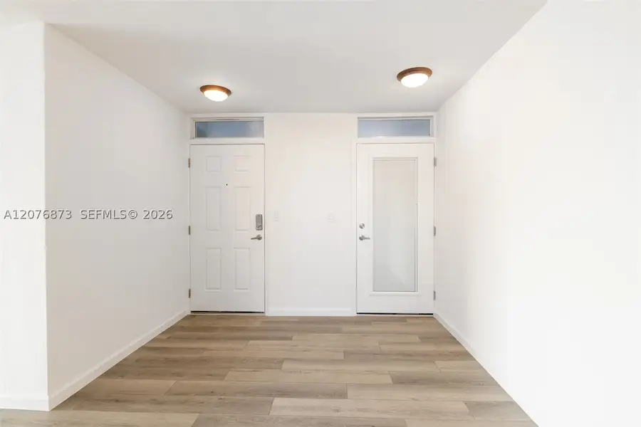 1045 10th St #604, Miami Beach, FL 33139 - #3