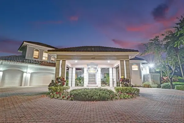 11203 NW 9th St, Plantation, FL 33325