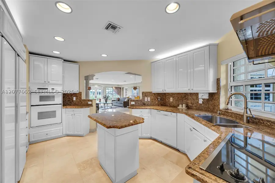 2523 SE 13th St, Pompano Beach, FL 33062 - #3
