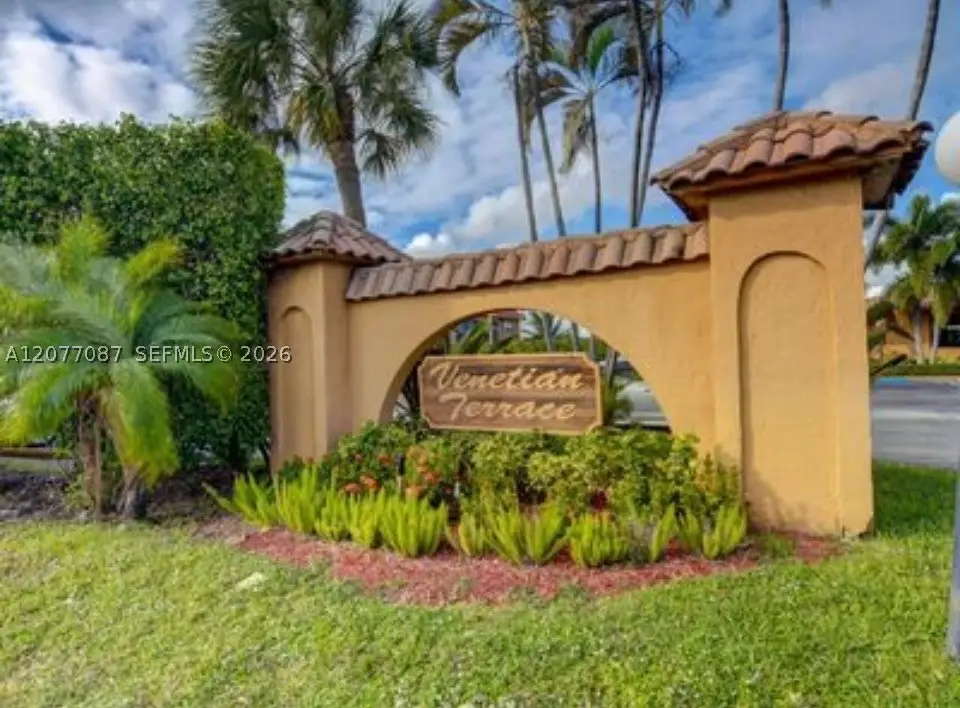 2141 W Woolbright Rd #L102, Boynton Beach, FL 33426 - #1