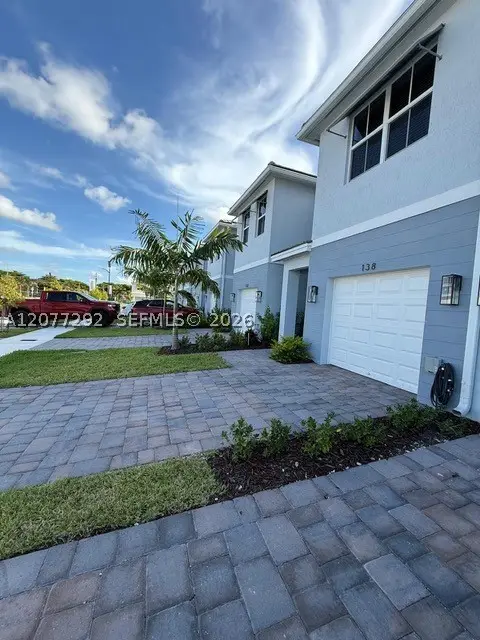 142 NE 14th Ter, Homestead, FL 33033 - #2