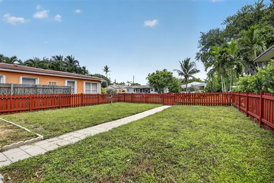 1527 Jackson St, Hollywood, FL 33020 - #2