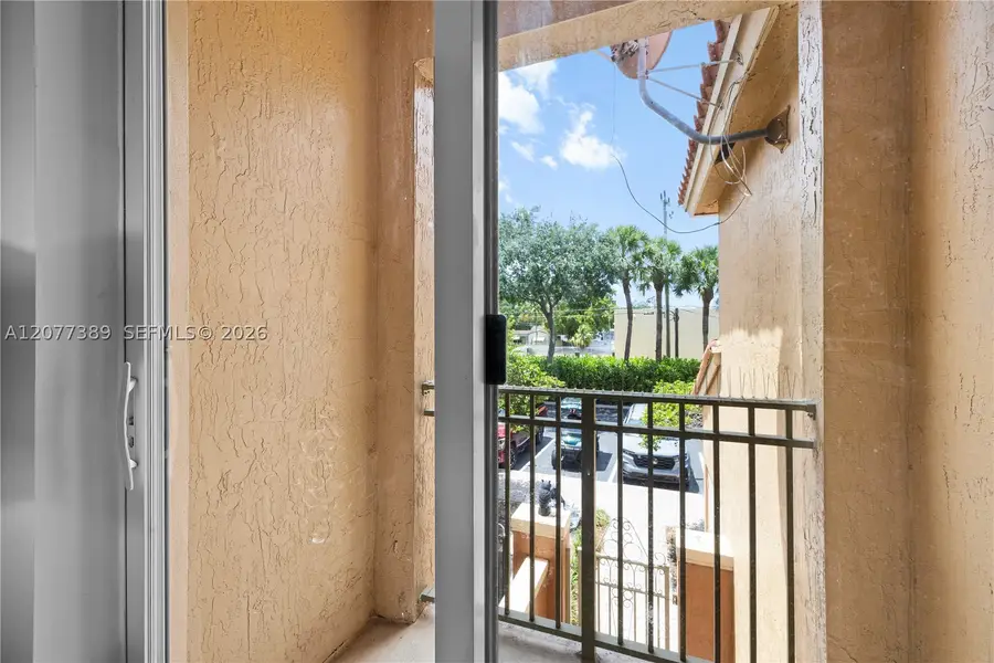 2312 Coral Reef Ct #4704, Dania Beach, FL 33312 - #3