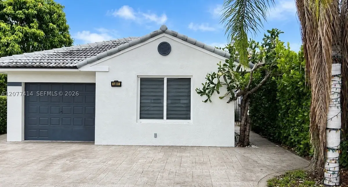 5861 SW 149th Ct, Miami, FL 33193 - #1