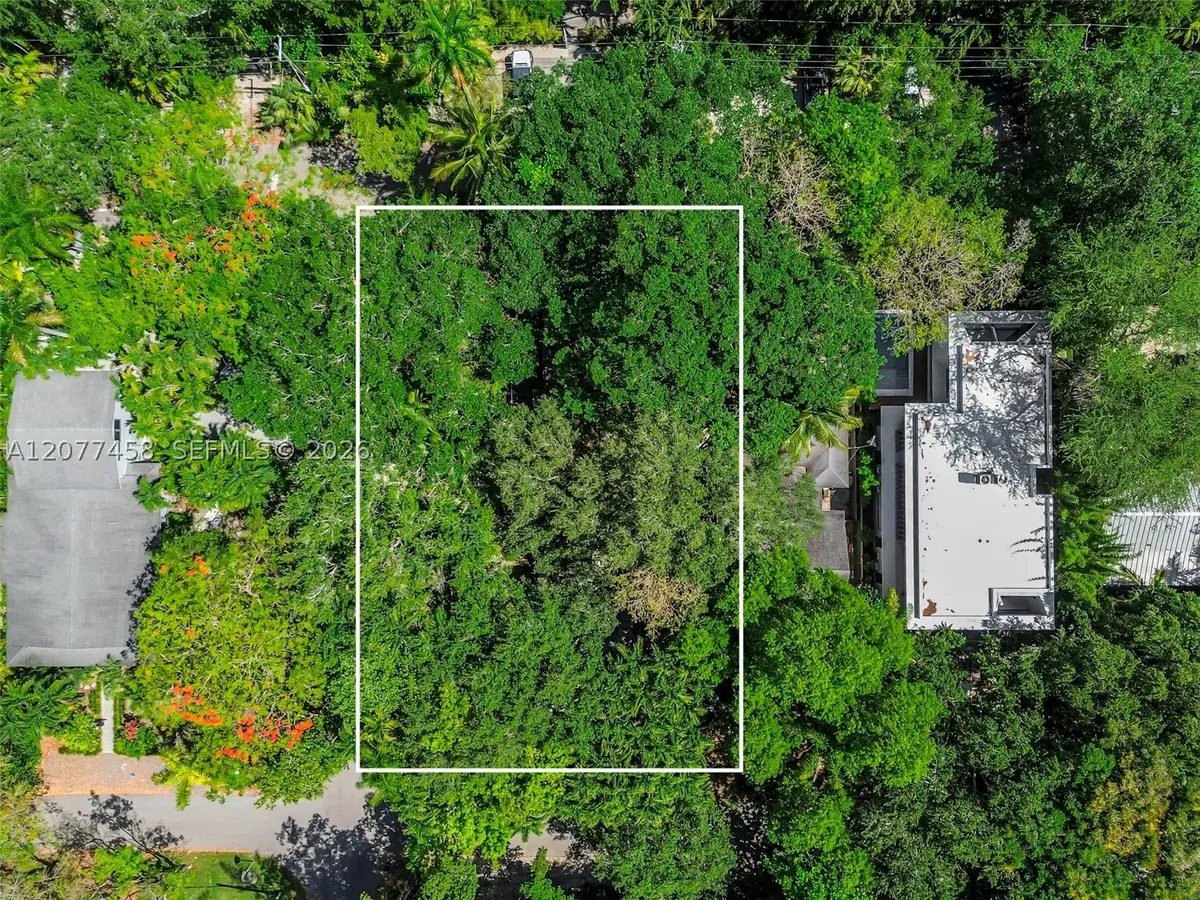 3595 Avocado Ave, Miami, FL 33133 - #1