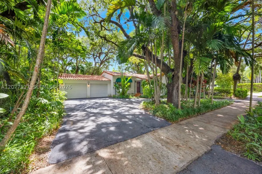 5111 Maggiore St, Coral Gables, FL 33146 - #3