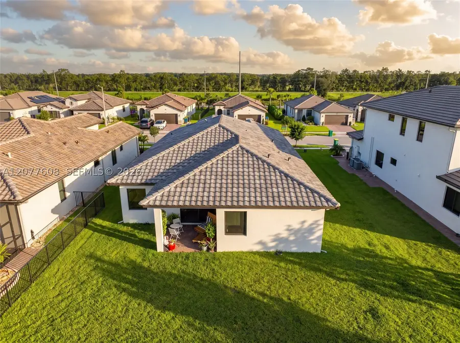 5043 Ofanto, Avenue Maria, FL 34142 - #3