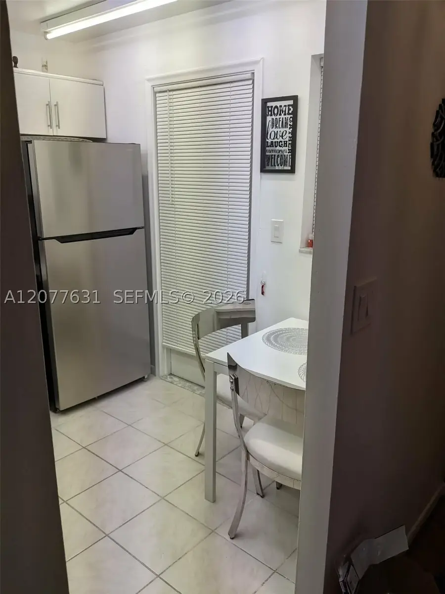 233 NE 14th Ave #205, Hallandale Beach, FL 33009 - #2