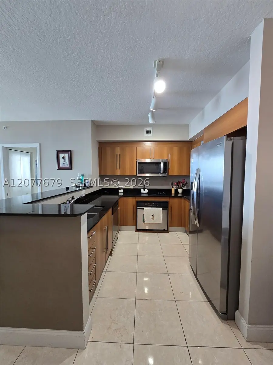 325 S Biscayne Blvd #3115, Miami, FL 33131 - #2