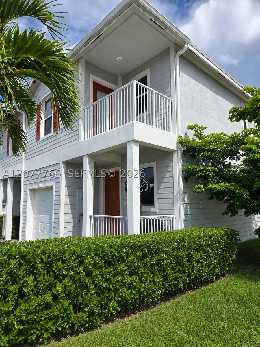 921 SE 18th St, Homestead, FL 33034 - #2