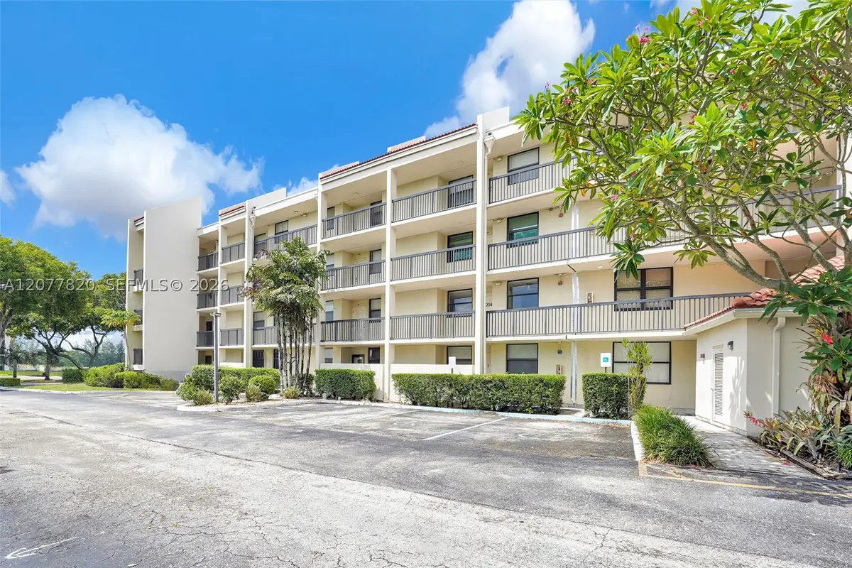 117 Lake Emerald Dr #204, Oakland Park, FL 33309 - #1