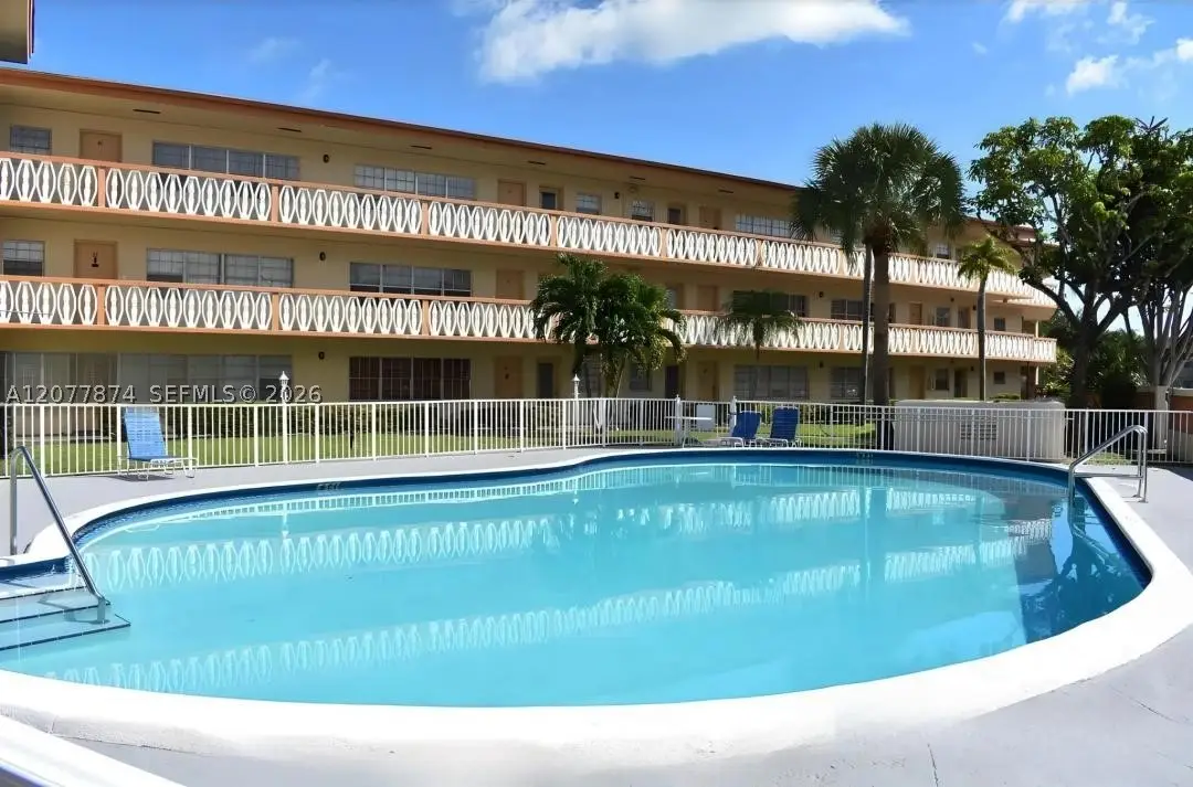 1885 NE 121st St #16, North Miami, FL 33181 - #1
