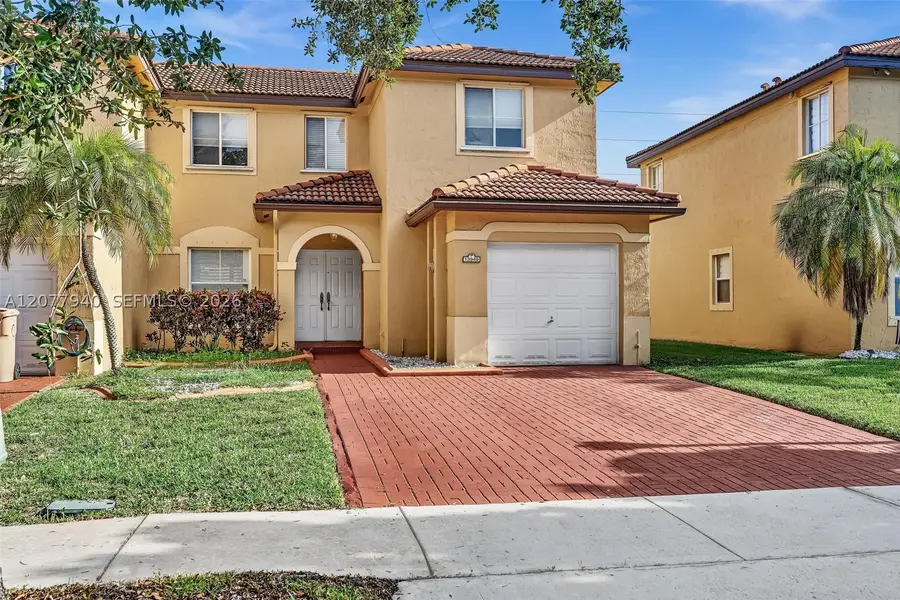 13949 N Forest Oak Cir, Davie, FL 33325 - #2
