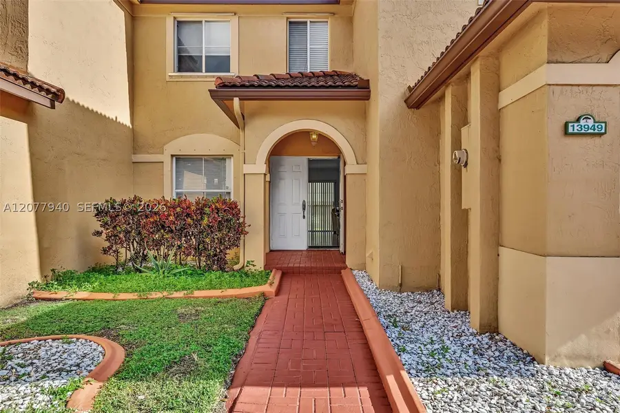 13949 N Forest Oak Cir, Davie, FL 33325 - #3