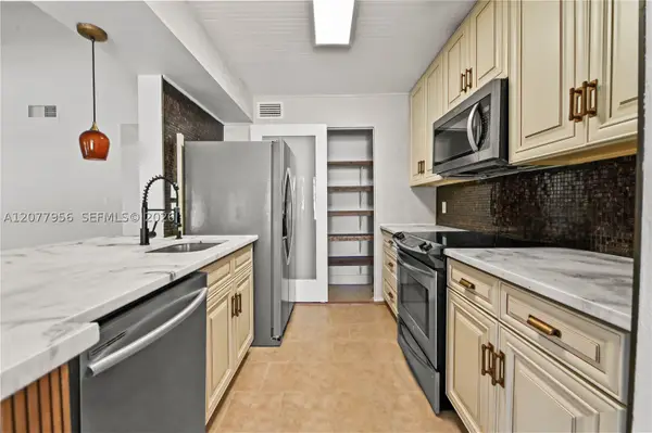 2662 NW 33rd St #2508, Oakland Park, FL 33309