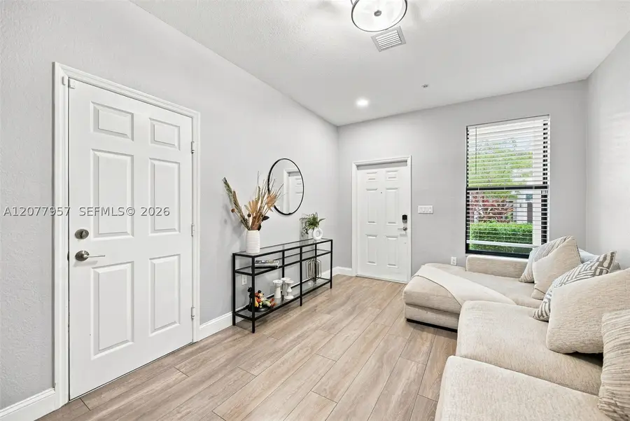 156 SW 185th Way, Pembroke Pines, FL 33029 - #2