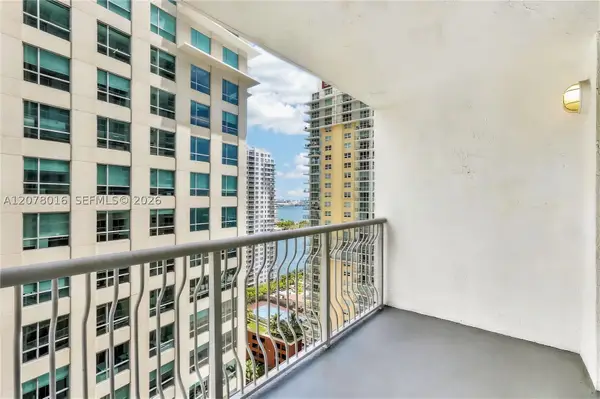 1200 Brickell Bay Dr #2510, Miami, FL 33131