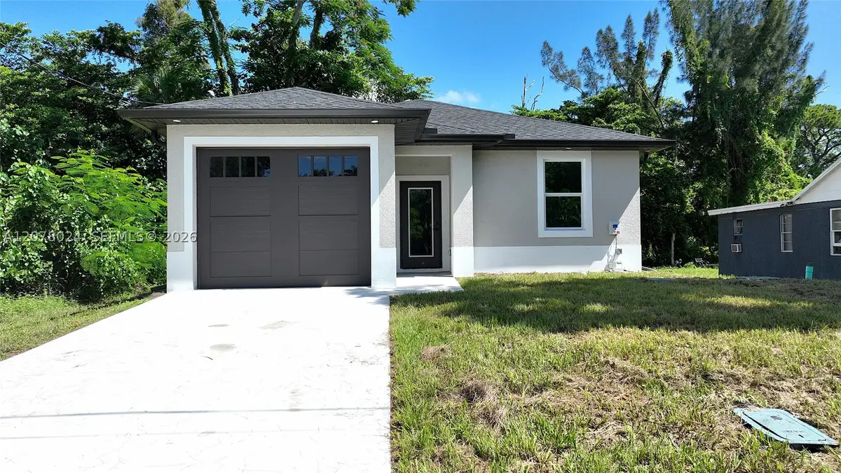 2323 Unity Ave., Fort Myers, FL 33901 - #1