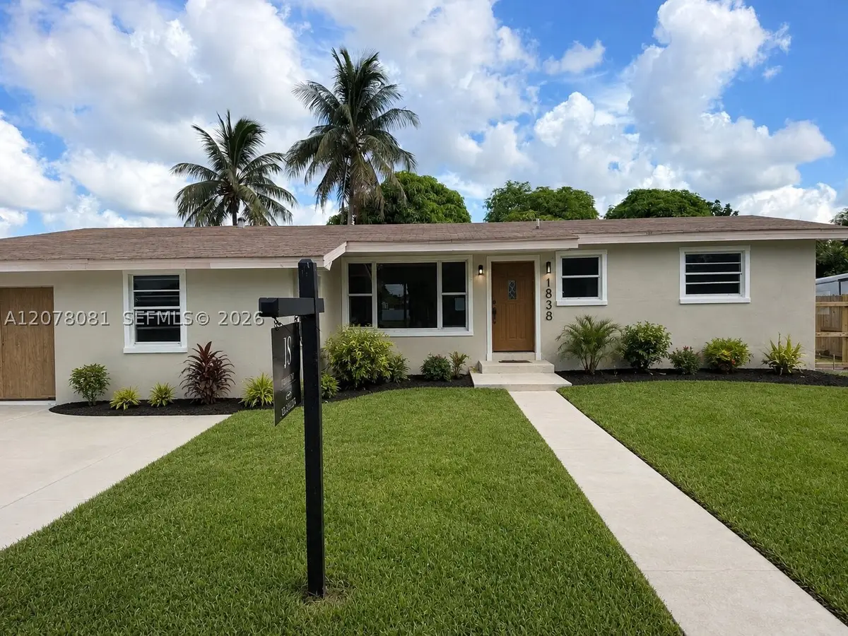 1115 W 51st Pl, Hialeah, FL 33012 - #1