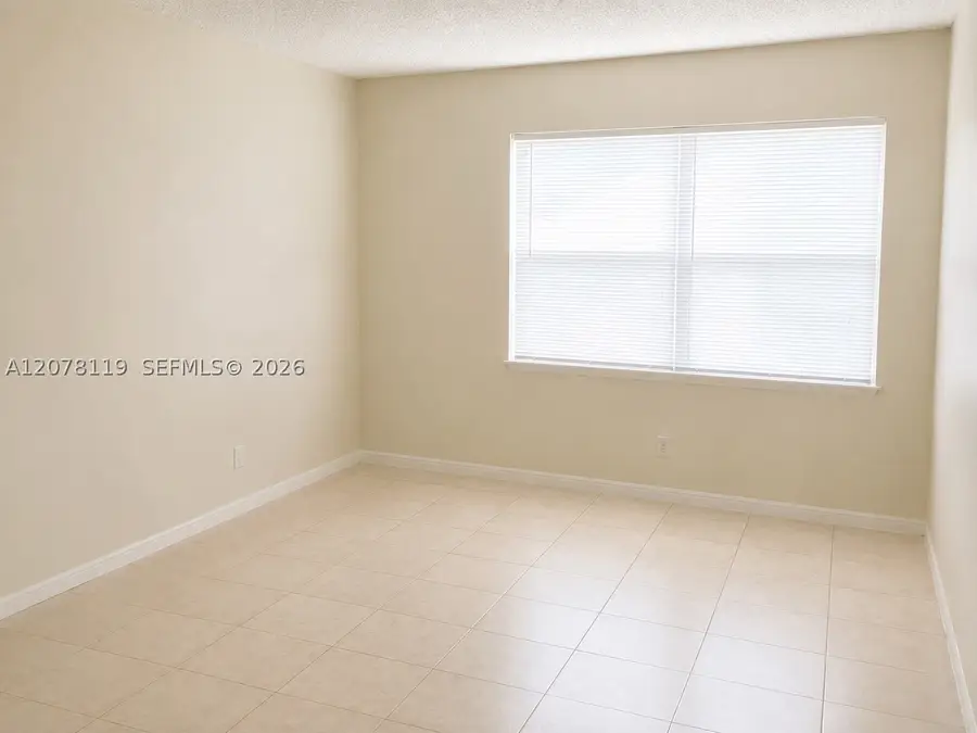 17911 NW 68th Ave #O202, Hialeah, FL 33015 - #3