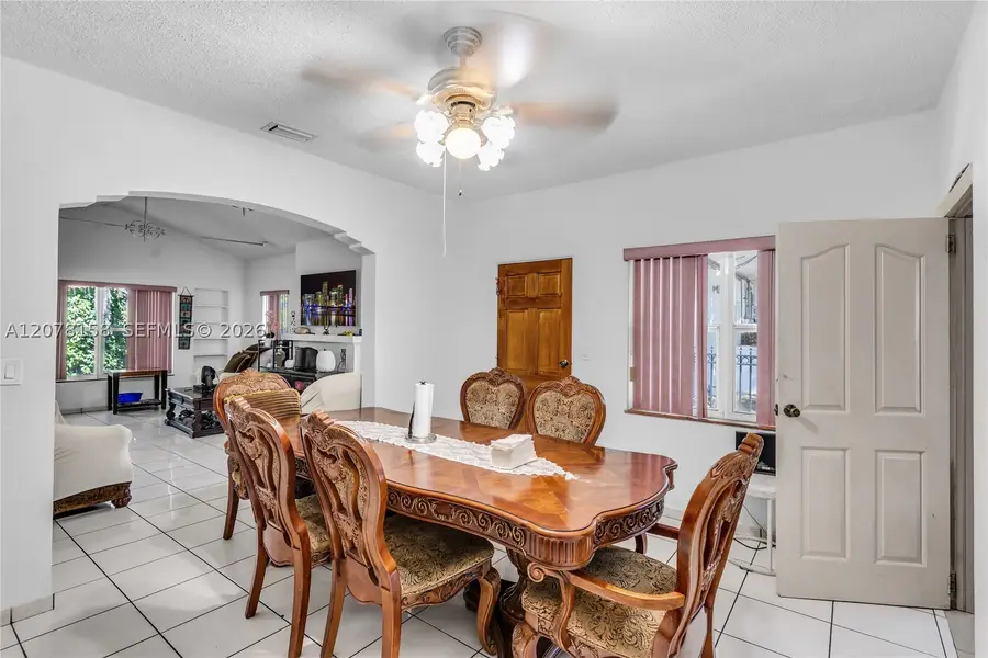 4727 NE 1st Ct, Miami, FL 33137 - #3