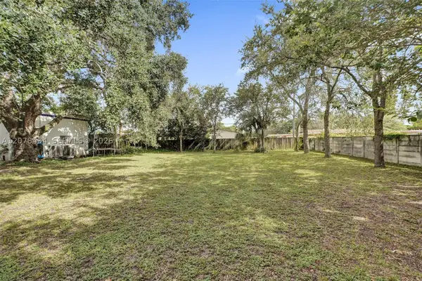 0 171 St, North Miami Beach, FL 33162