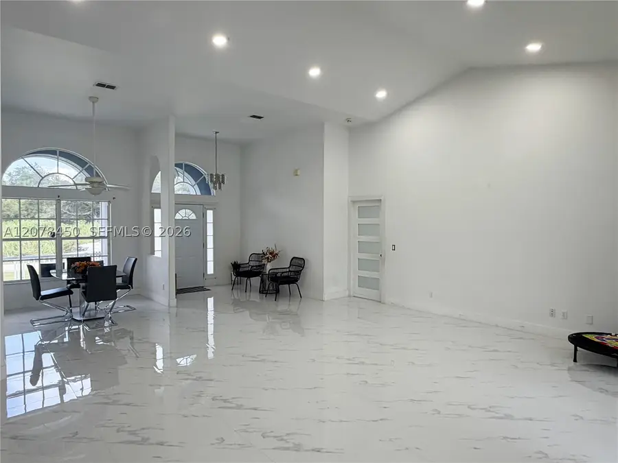 405 Mc Kinley, Lehigh Acres, FL 33972 - #2