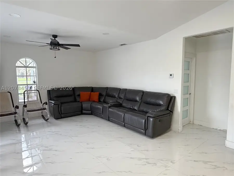 405 Mc Kinley, Lehigh Acres, FL 33972 - #3