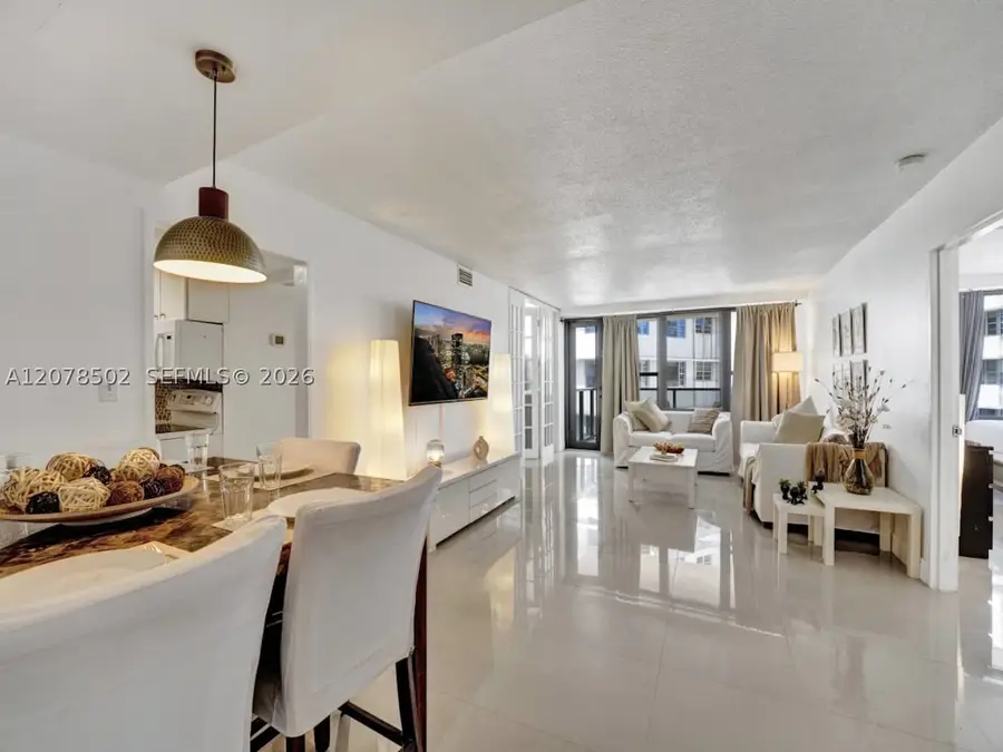 5225 Collins Ave #1516, Miami Beach, FL 33140 - #2