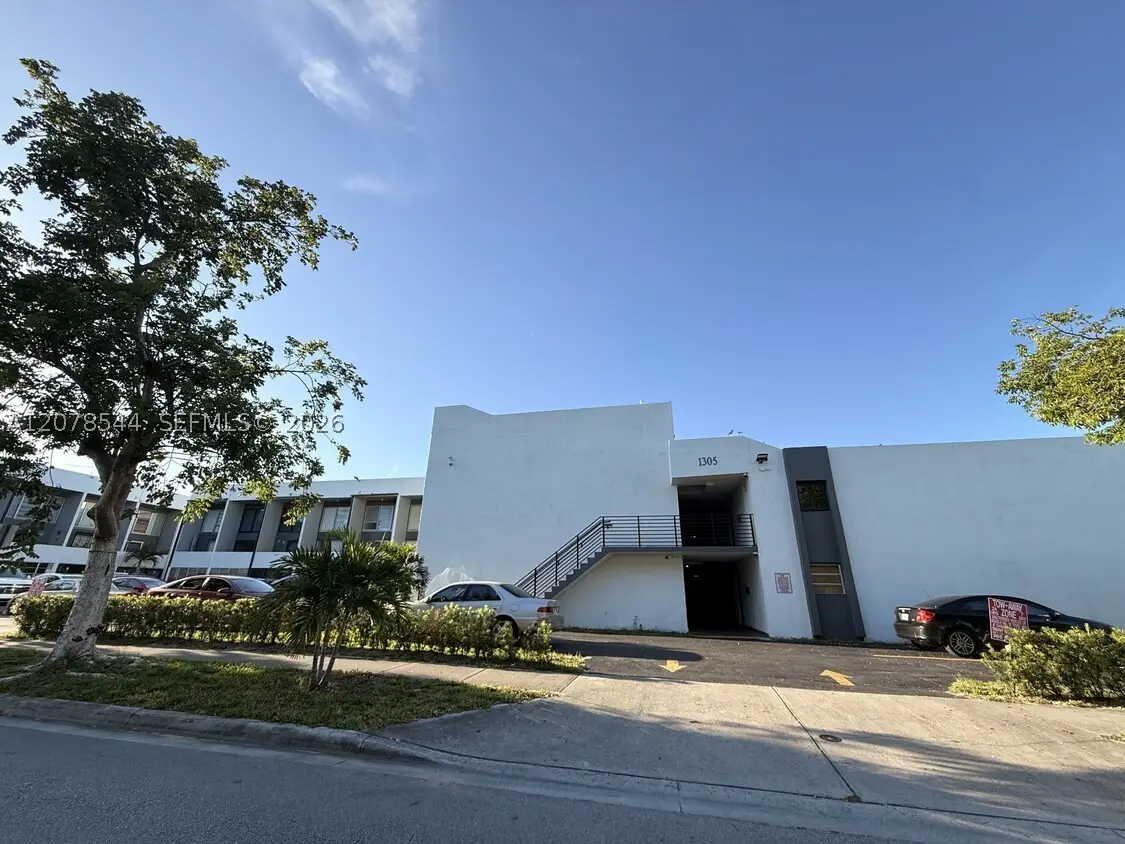 1305 W 46th St #108, Hialeah, FL 33012 - #1
