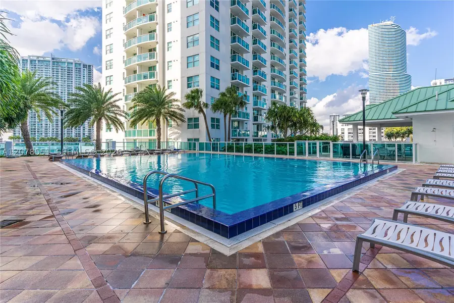 41 SE 5th St #1117, Miami, FL 33131 - #2
