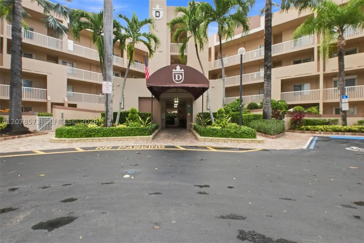 7647 Granville Dr #212, Tamarac, FL 33321 - #1